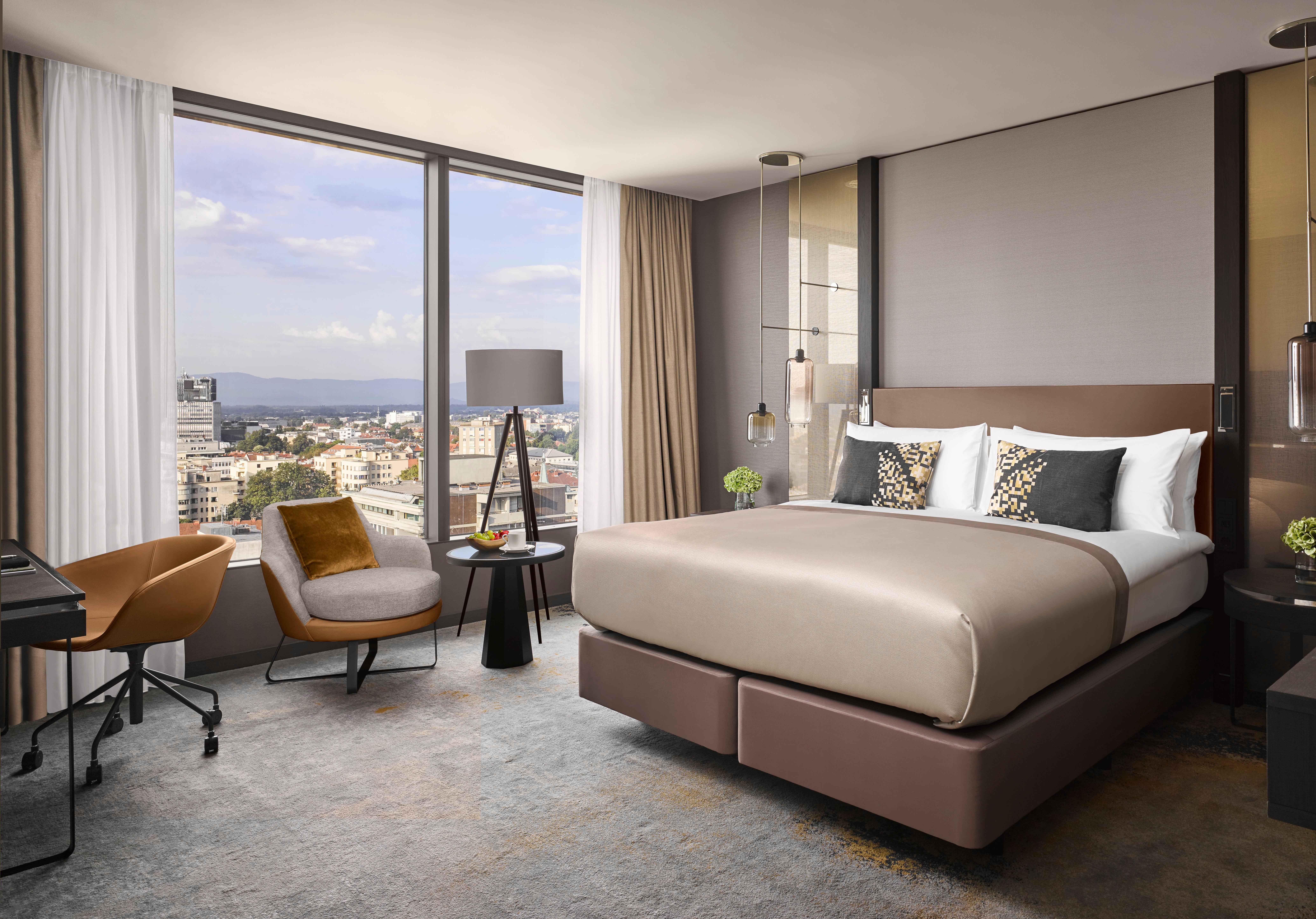 Intercontinental - Ljubljana By Ihg Hotel Екстериор снимка Deluxe room