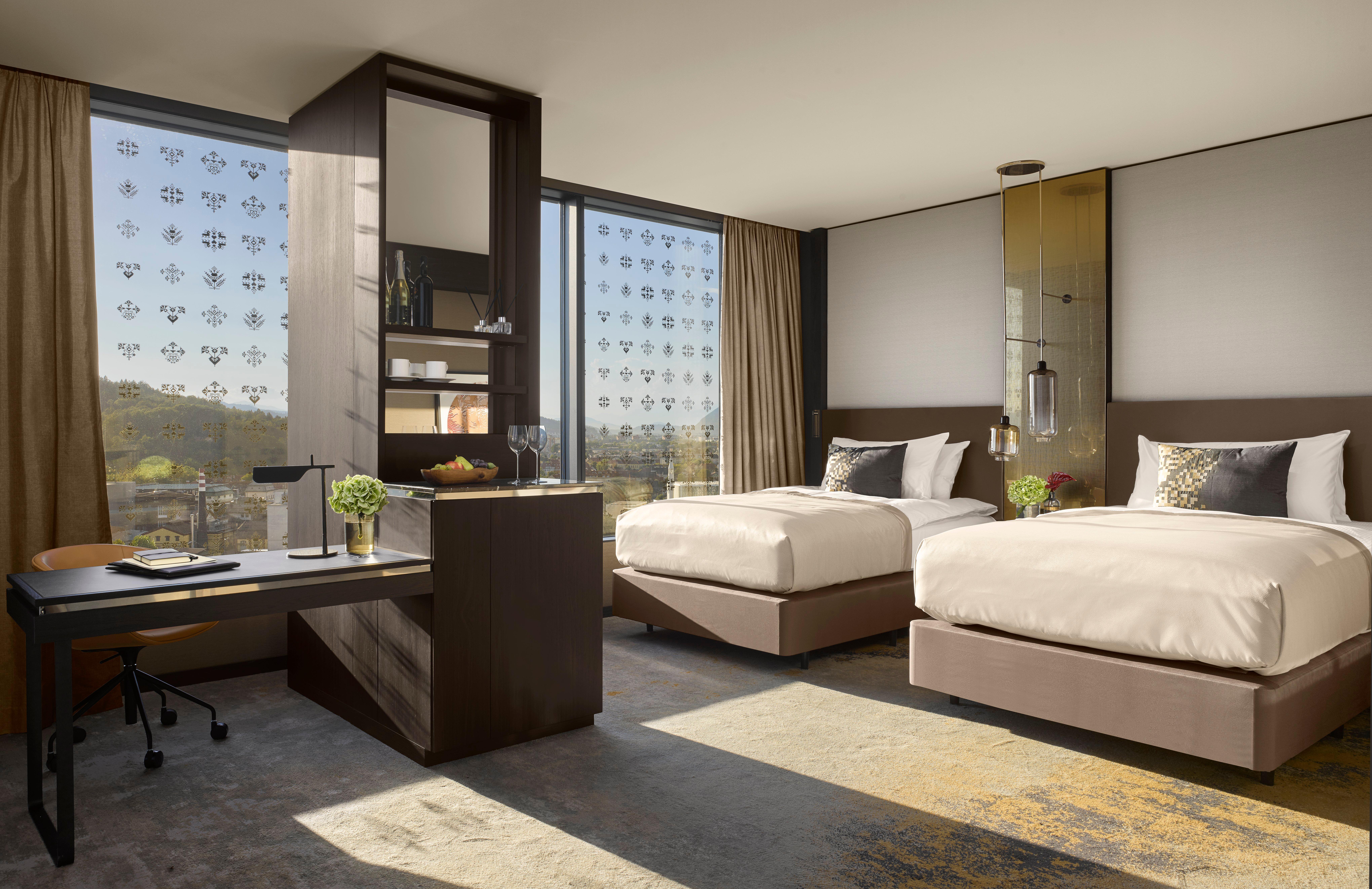 Intercontinental - Ljubljana By Ihg Hotel Екстериор снимка Deluxe Room