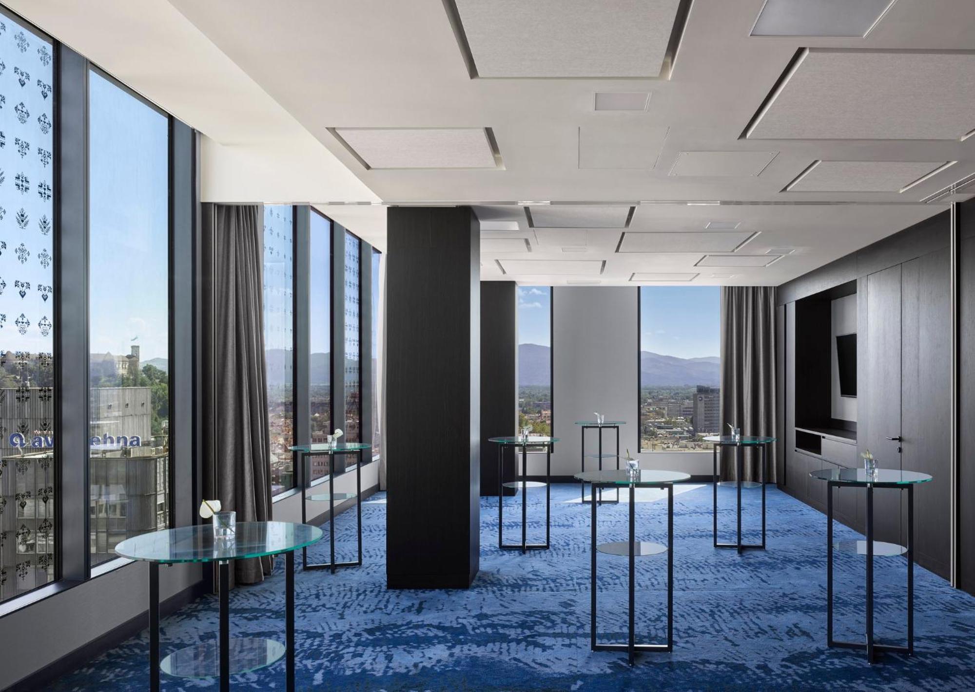 Intercontinental - Ljubljana By Ihg Hotel Екстериор снимка The Westin Tokyo